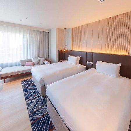 Hotel Springs Makuhari Premier Chiba Esterno foto