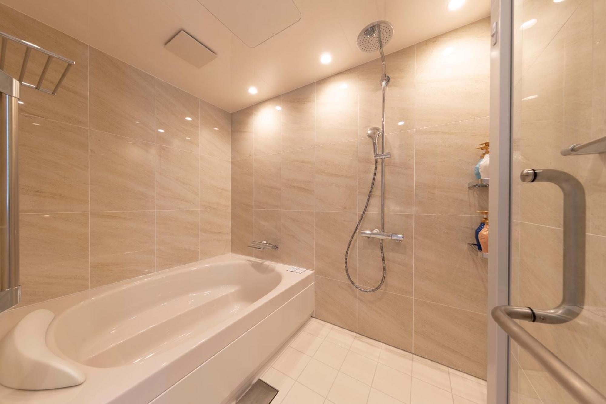 Hotel Springs Makuhari Premier Chiba Esterno foto