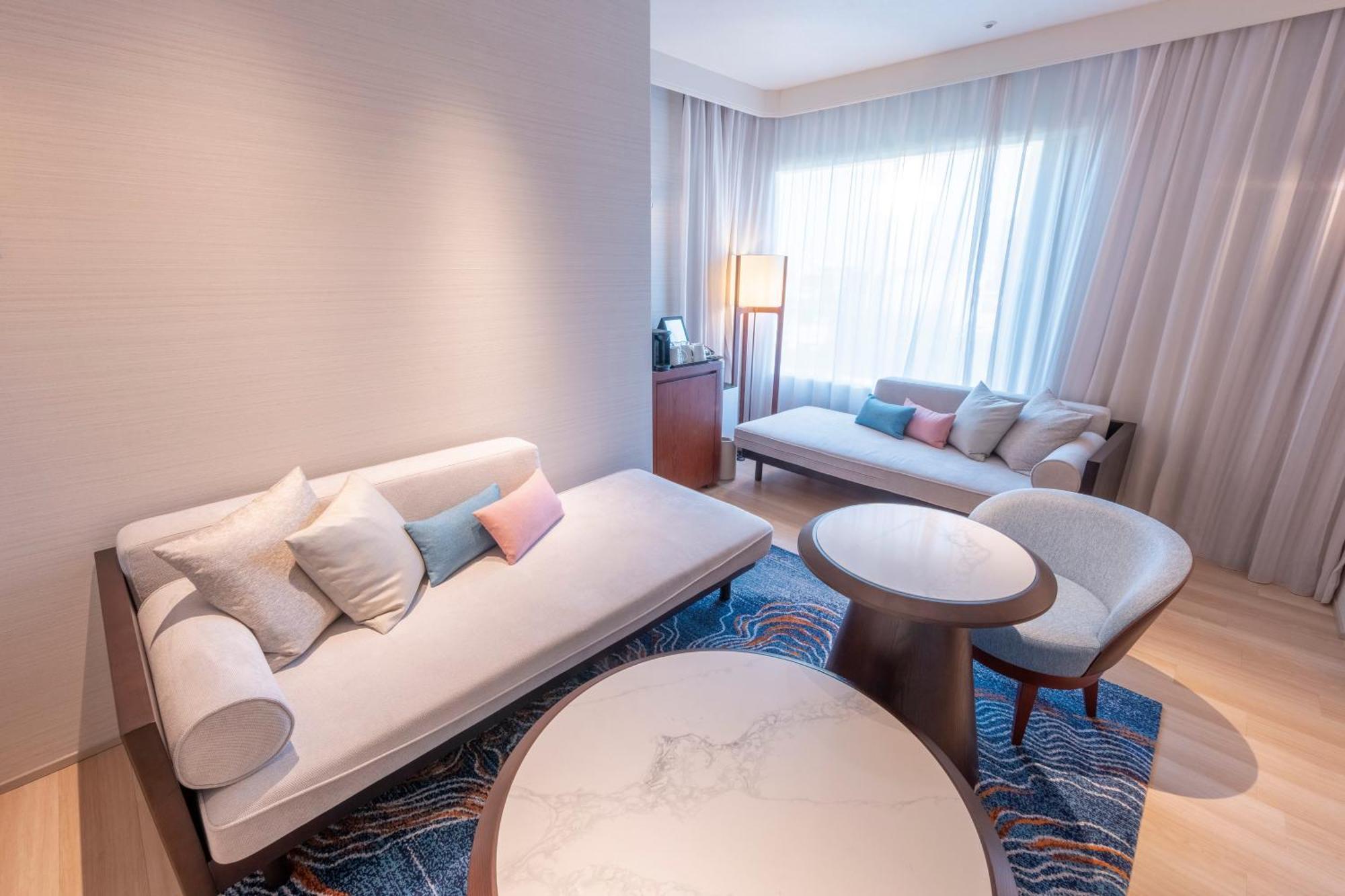 Hotel Springs Makuhari Premier Chiba Esterno foto