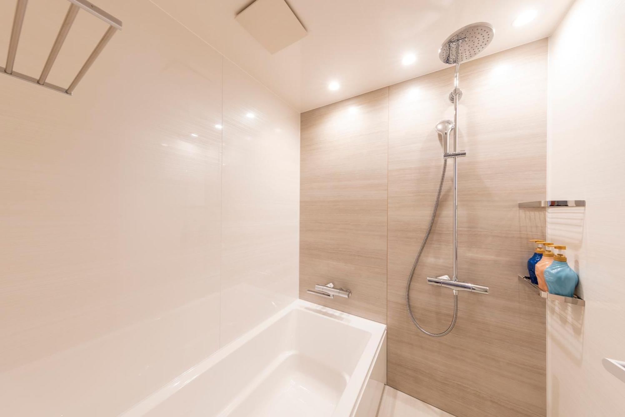 Hotel Springs Makuhari Premier Chiba Esterno foto